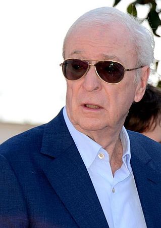 Michael Caine 2015 bei den "Internationalen Filmfestspielen von Cannes"; Urheber: Georges Biard;  Lizenz CC-BY-SA 3.0; Quelle: Wikimedia Commons