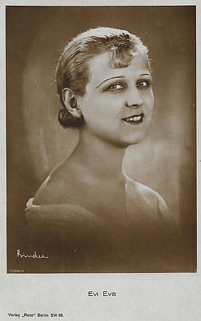 Evi Eva vor 1929; Urheber: Alexander Binder (18881929); Quelle: filmstarpostcards.blogspot.com; Ross-Karte Nr. 1082/1; Lizenz: gemeinfrei