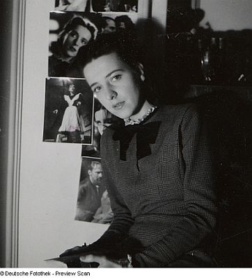 Joana Maria Gorvin, 1947 fotografiert von Fritz Eschen (19001964); Quelle: Deutsche Fotothek, (file: df_e_0052620); Copyright SLUB Dresden/Deutsche Fotothek/Fritz Eschen; Urheber: Fritz Eschen; Datierung: 04.02.1947; Quelle: www.deutschefotothek.de; Genehmigung zur Verffentlichung: 30.03.2017