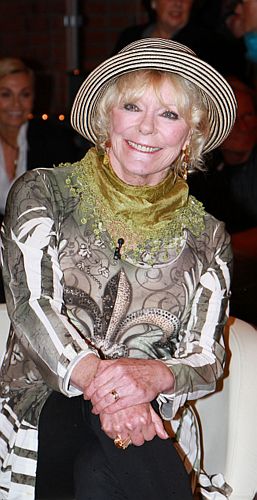 Elke Sommer am 18. Oktober 2011 bei "Markus Lanz"; Foto zur Verfügung gestellt von dem Hamburger Fotografen Udo Grimberg; Copyright Udo Grimberg