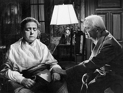 Therese Giehse als Ida Herz mit Hermann Wlach als Julius Herz in "Der 10. Mai" (1957); Quelle: cyranos.ch bzw. Archiv "Praesens-Film AG" Zrich",mit freundlicher Genehmigung von Peter Gassmann (Praesens-Film AG, Zrich); Copyright Praesens-Film AG