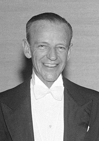 Fred Astaire 1959; Quelle: Wikimedia Commons (Ausschnitt) von "UCLA Library Digital Collection"; Urheber: "Los Angeles Times"; Lizenz: CC BY 4.0 Deed 