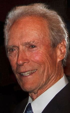 Clint Eastwood im September 2010 beim "International Film Festival" in Toronto; Quelle: Wikimedia Commons bzw. www.flickr.com; Urheber: Gordon Correll (gdcgraphics bei www.flickr.com); Lizenz: CC BY 2.0