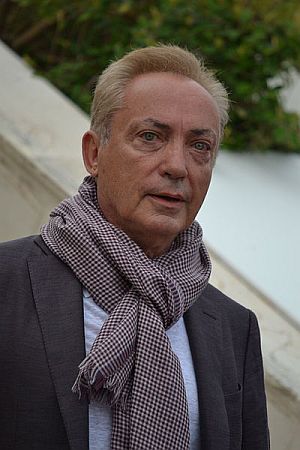 Udo Kier anlässlich der Internationalen Filmfestspiele von Cannes 2011; Quelle: Wikipedia bzw. Wikimedia Commons; Urheber: Olivier Strecker; Lizenz CC-BY-SA 3.0.