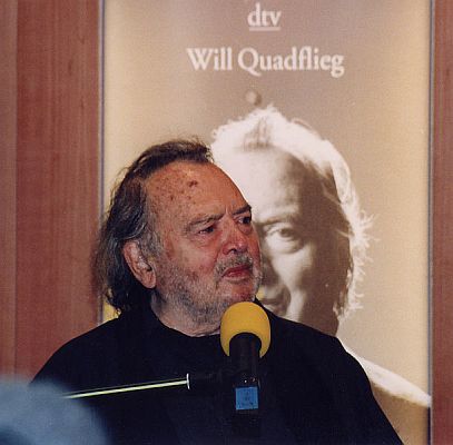 Will Quadflieg 1998 auf der Frankfurter Buchmesse; Urheber: Wikimedia-Benutzer: Smokeonthewater; Quelle: Wikimedia Commons: Lizenz: Gemeinfreiheit