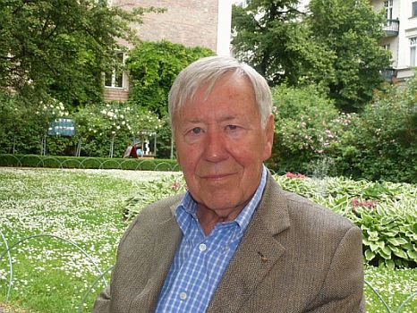 Jürgen Thormann Ende Mai 2011 nach einem Interview im Literaturhaus Berlin; Urheber: Helen Krüger; Lizenz: C-BY-SA-3.0; Quelle: Wikipedia bzw. Wikimedia Commons