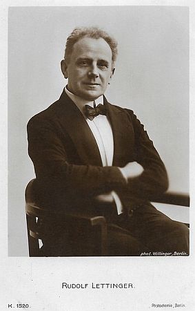 Rudolf Lettinger, fotografiert von Wilhelm Willinger (18791943); Quelle: filmstarpostcards.blogspot.com (Photochemie-Karte Nr. 1520); Lizenz: gemeinfrei