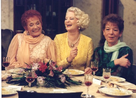 Hannelore Zeppenfeld, Elisabeth Wiedemann und Margret Homeyer in der Comedyserie "Im besten Alter" (1992/93)