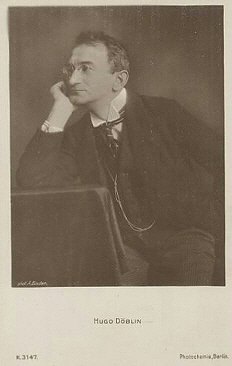 Hugo Döblin vor 1929; Urheber bzw. Nutzungsrechtinhaber: Alexander Binder (1888 – 1929); Quelle: www.cyranos.ch