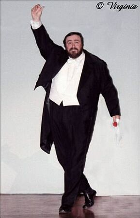 Luciano Pavarotti 02