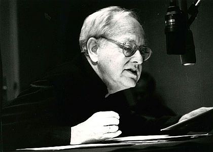 Fritz Lichtenhahn in den 1990 Jahren im Hörspielstudio; Urheber: Fotograf Werner Bethsold; Lizenz: CC BY-SA 4.0; Quelle: Wikimedia Commons