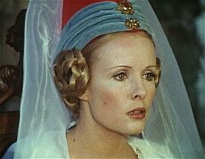 Marie-France Boyer als Isabelle de Croye; Copyright pidax film