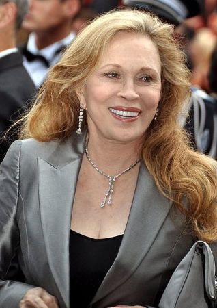 Faye Dunaway 2011 anlässlich des Filmfestivals in Cannes; Quelle: Wikimedia Commons; Urheber: Georges Biard; Lizenz CC-BY-SA 3.0