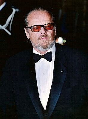 Jack Nicholson bei den Filmfestspielen von Cannes 2002; Quelle: Wikimedia Commons; Urheber: Georges Biard; Lizenz CC-BY-SA 3.0.; Diese Datei ist unter der Creative Commons-Lizenz Namensnennung 3.0 Unported lizenziert.
