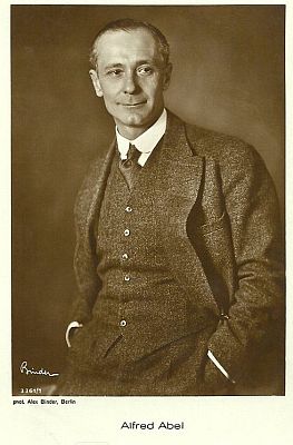 Alfred Abel vor 1929 auf einer Ross-Karte (Nr.3161/1); Urheber: Alexander Binder (18881929); Lizenz: gemeinfrei 