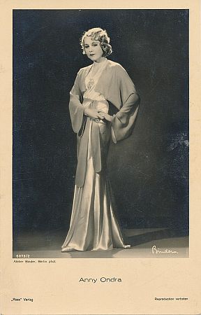 Anny Ondra vor 1929; Urheber: Alexander Binder1) (1888–1929); Quelle: Wikimedia Commons;  Angaben zur Lizenz (gemeinfrei) siehe hier