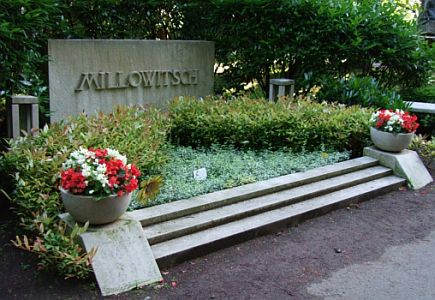Grabstelle der Familie Millowitsch auf dem Kölner "Melaten-Friedhof" (Flur 72a); Copyright Wilfried Paqué