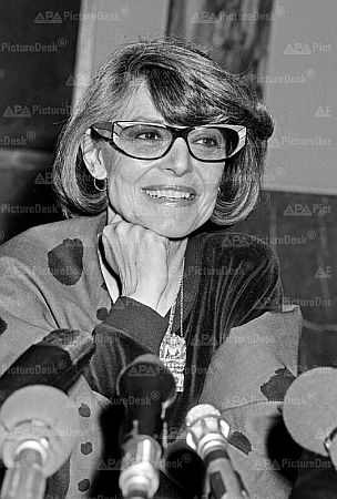 Anne Bancroft 1987, fotografiert von Klaus Titzer anlsslich der "Viennale"; Foto mit freundlicher Genehmigung der sterreichischen Nationalbibliothek (NB) sowie des Urhebers KLaus Titzer (28.12.2023): Copyright Klaus Titze/NB/Wien; Datierung 1987; Bildarchiv Austria (Signatur: APA_19870326_PD0005 POR MAG)