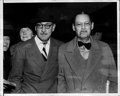 John Barrymore (l.) 1935 mit seinem Bruder Lionel; Foto mit freundlicher Genehmigung der sterreichischen Nationalbibliothek (NB); Urheber/Krperschaft: New York Times Photo; Datierung: 27.09.1935; Copyright NB Wien; Bildarchiv Austria (Inventarnummer FO300052/05)