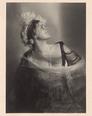 Liane Haid: Urheber: Franz Löwy (1883–1949); Quelle/Foto mit freundlicher Genehmigung der Österreichischen Nationalbibliothek (ÖNB; Rechteinhaber)
