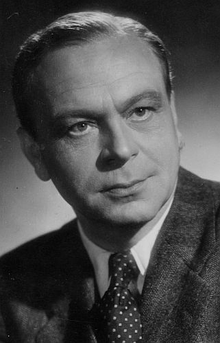 Porträt Paul Hartmann um 1940; Foto mit freundlicher Genehmigung der Österreichischen Nationalbibliothek (ÖNB); Körperschaft: Ungenannt; Copyright ÖNB/Wien; Datierung: um 1940; Bildarchiv Austria (Inventarnummer P 1085/1)