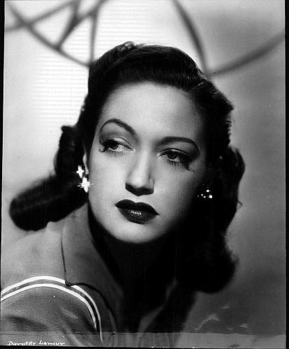 Portrt Dorothy Lamour; Foto mit freundlicher Genehmigung der sterreichischen Nationalbibliothek (NB); Urheber/Krperschaft: New York Times Photo; Datierung: ungenannt; Copyright NB Wien; Bildarchiv Austria (Inventarnummer FO300281/17)