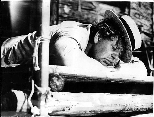 Charles Laughton als Strandruber Ginger "Ted" Wilson in "Das Schiff des Zorns" (1938, Vessel of Wrath" / "The Beachcomber") nach der Kurzgeschichte von Somerset Maugham; Regie: Erich Pommer; Foto mit freundlicher Genehmigung der sterreichischen Nationalbibliothek (NB); Urheber/Krperschaft: New York Times Photo; Datierung: 1937; Copyright NB Wien; Bildarchiv Austria (Inventarnummer FO300263/01)