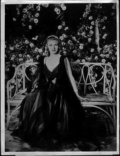 Ginger Rogers als Nachtclub-Sngerin Francey Brent in dem Film "Vivacious Lady" (1938); Foto mit freundlicher Genehmigung der sterreichischen Nationalbibliothek (NB); Urheber/Krperschaft: Weltbild; Datierung: 11.05.1938; Copyright NB Wien; Bildarchiv Austria (Inventarnummer P 5505)