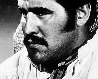 "Haut fr Haut": Szenenfoto mit Mario Adorf als Chamaco; mit freundlicher Genehmigung von Pidax Film, welche das Western-Abenteuer Mitte Oktober 2025 auf DVD herausbrachte