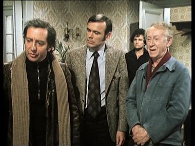 "Vorsicht, frisch gewachst!": Szenenfoto mit Hans Clarin (l.) als "Onkel Joe" und ?; mit freundlicher Genehmigung von Pidax-Film, welche die Serie Anfang Dezember 2010 auf DVD herausbrachte.