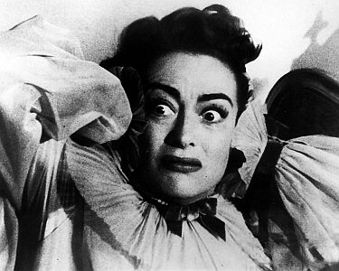 "Ehe mit dem Satan": Szenenfoto mit Joan Crawford als Myra Hudson; mit freundlicher Genehmigung von "Pidax Film", welche den Film Noir �Mitte M�rz 2026 auf DVD herausbrachte