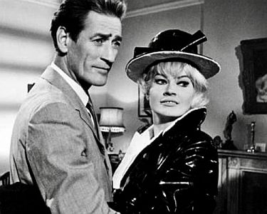 "Die Morde des Herrn ABC": Szenenfoto mit Guy Rolfe als Duncan Doncaster und Anita Ekberg als Amanda; mit freundlicher Genehmigung von Pidax-Film, welche den Krimi im Dezember 2018 auf DVD herausbrachte.