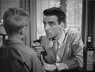 Montgomery Clift als GI Ralph Stevenson in "Die Gezeichneten"; Quelle/Link: cyranos.ch bzw. Archiv "Praesens-Film AG" Zürich", mit freundlicher Genehmigung von Peter Gassmann (Praesens-Film AG, Zürich); Copyright Praesens-Film AG