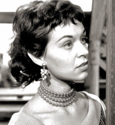 Ursula Kopp in dem Film "Bckerei Zrrer" (1957); Quelle/Link: cyranos.ch bzw. Archiv "Praesens-Film AG" Zrich", mit freundlicher Genehmigung von Peter Gassmann (Praesens-Film AG, Zrich); Copyright Praesens-Film AG