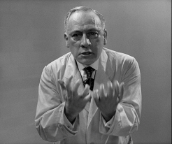 Oskar Beregi als Professor Dr. Baum in "Das Testament des Dr. Mabuse"; Quelle/Link: cyranos.ch bzw. Archiv "Praesens-Film AG" Zürich", mit freundlicher Genehmigung von Peter Gassmann (Praesens-Film AG, Zürich); Copyright Praesens-Film AG