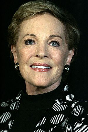 Julie Andrews am 16. Mai 2013 in Sydney (Australien) anlässlich der Tour "An Evening with Julie Andrews"; Urheber: Eva Rinaldi (Sydney, Australien); Lizenz: CC BY-SA 2.0; Quelle: Wikimedia Commons bzw. www.flickr.com