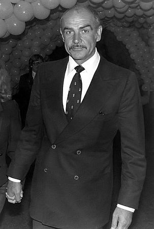 Sean Connery am 10. Dezember 1980 anlässlich einer Privatparty; Urheber: Alan Light; Lizenz: CC BY 2.0; Quelle: Wikimedia Commons bzw. www.flickr.com (= Originalfoto)