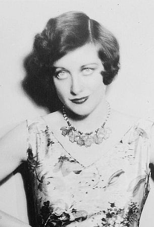 Joan Crawford Ende September 1928; Urheber: Bain News Service; Quelle: Wikimedia Commons; Originalfoto bei "Library of Congress" (digitale ID cph.3c33571)