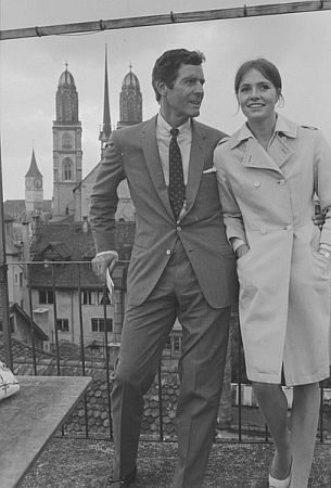 Paul Hubschmid und Eva Renzi im Mai 1968; dieses Bild stammt aus der Sammlung (Bildarchiv)der ETH-Bibliothek und wurde auf Wikimedia Commons im Rahmen einer Kooperation mit Wikimedia CH verffentlicht; Urheber: Hans Gerber/"Comet Photo AG" (Zrich); Lizenz: CC BY-SA 4.0