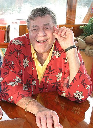 Jerry Lewis im Oktober2005; Urherber: Pattymooney; Lizenz: CC BY-SA 3.0; Quelle: Wikimedia Commons