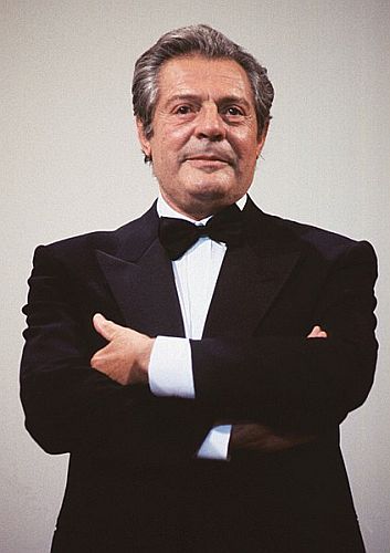 Marcello Mastroianni, aufgenommen 1990 anlässlich der Internationalen Filmfestspiele von Venedig"; Urheber: Gorup de Besanez; Lizenz CC-BY-SA 3.0; Quelle: Wikimedia Commons