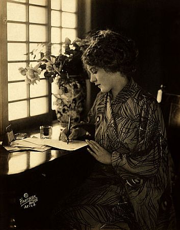 Mary Pickford auf einer Fotografie von Fred Hartsook (1876–1930); Quelle: Wikimedia Commons
