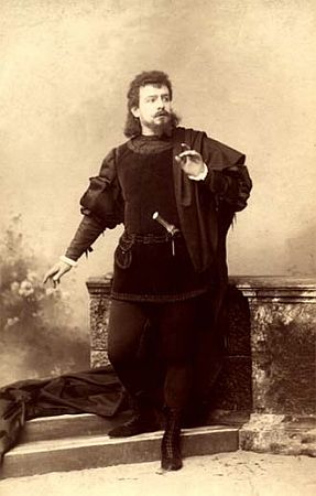 Jean de Reszke; Quelle: Wikipedia bzw. Wikimedia Commons; Diese Bild- oder Mediendatei ist gemeinfrei, weil ihre urheberrechtliche Schutzfrist abgelaufen ist.