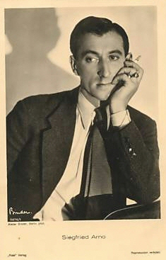 Siegfried Arno vor 1929; Urheber bzw. Nutzungsrechtinhaber: Alexander Binder (1888 – 1929); Quelle: www.cyranos.ch