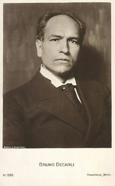 Bruno Decarli vor 1929; Urheber: Alexander Binder (1888–1929); Quelle: www.cyranos.ch; Lizenz: gemeinfrei