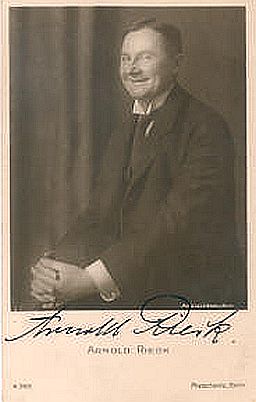 Arnold Rieck vor 1929; Urheber: Alexander Binder (1888–1929); Quelle: www.cyranos.ch; Photochemie-Karte Nr. 265; Lizenz: gemeinfrei
