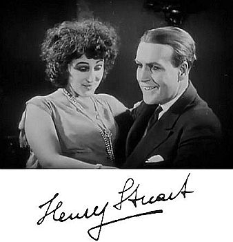 Lichtbild/Szenenfoto mit Henry Stuart aus dem Stummfilm "Die freudlose Gasse" (1925); Quelle: cyranos.ch; Lizenz: gemeinfrei