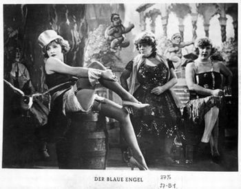 Szenenfoto aus "Der Blaue Engel" (1932); Foto mit freundlicher Genehmigung der Friedrich-Wilhelm-Murnau-Stiftung