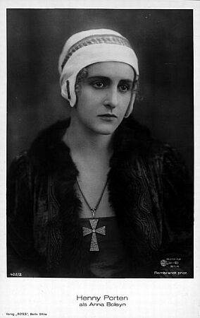 Henny Porten als "Anna Boleyn"; Foto mit freundlicher Genehmigung der Friedrich-Wilhelm-Murnau-Stiftung