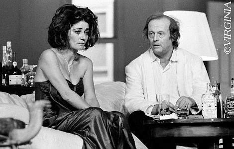 Peter Roggisch: Szenenfotos mit Barbara Nüsse aus "Wer hat Angst vor Virginia Woolf" von Edward Albee 01; Copyright Virginia Shue